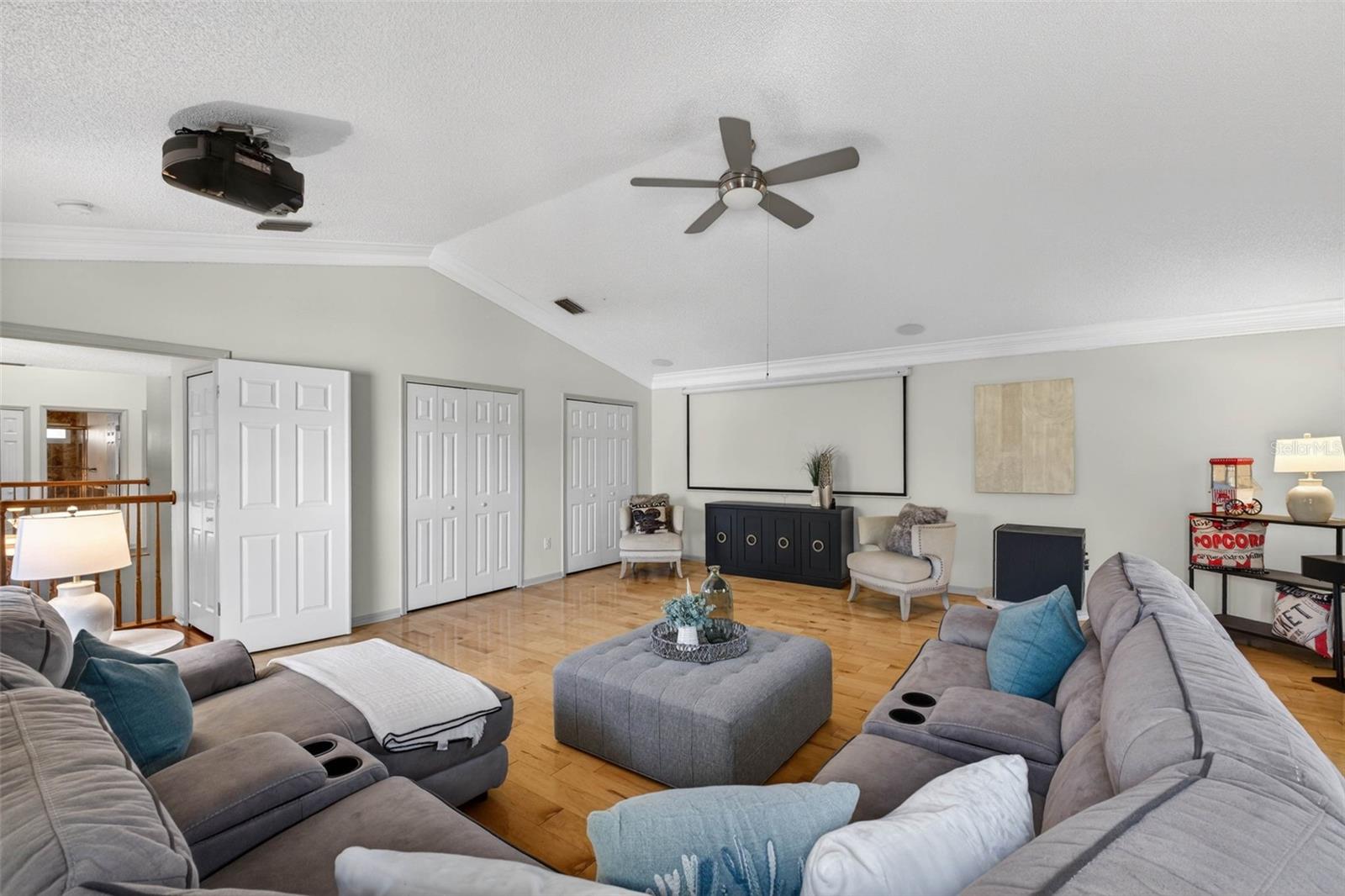 Listing photo id 65 for 12404 Maidstone Court