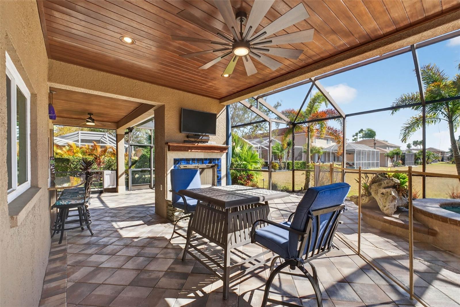 Listing photo id 67 for 12404 Maidstone Court