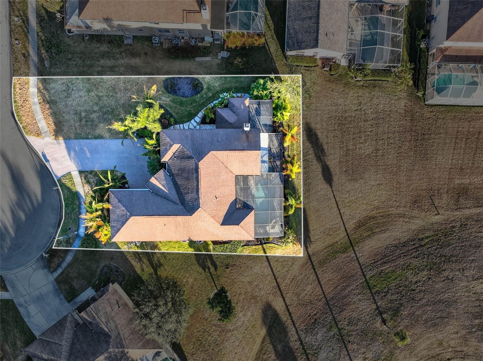 Listing photo id 95 for 12404 Maidstone Court