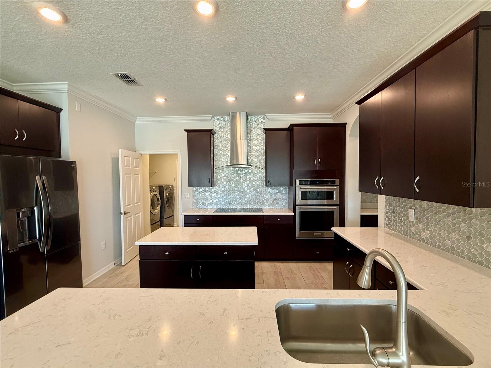 Image 14 of 60 For 10409 Cardera Drive