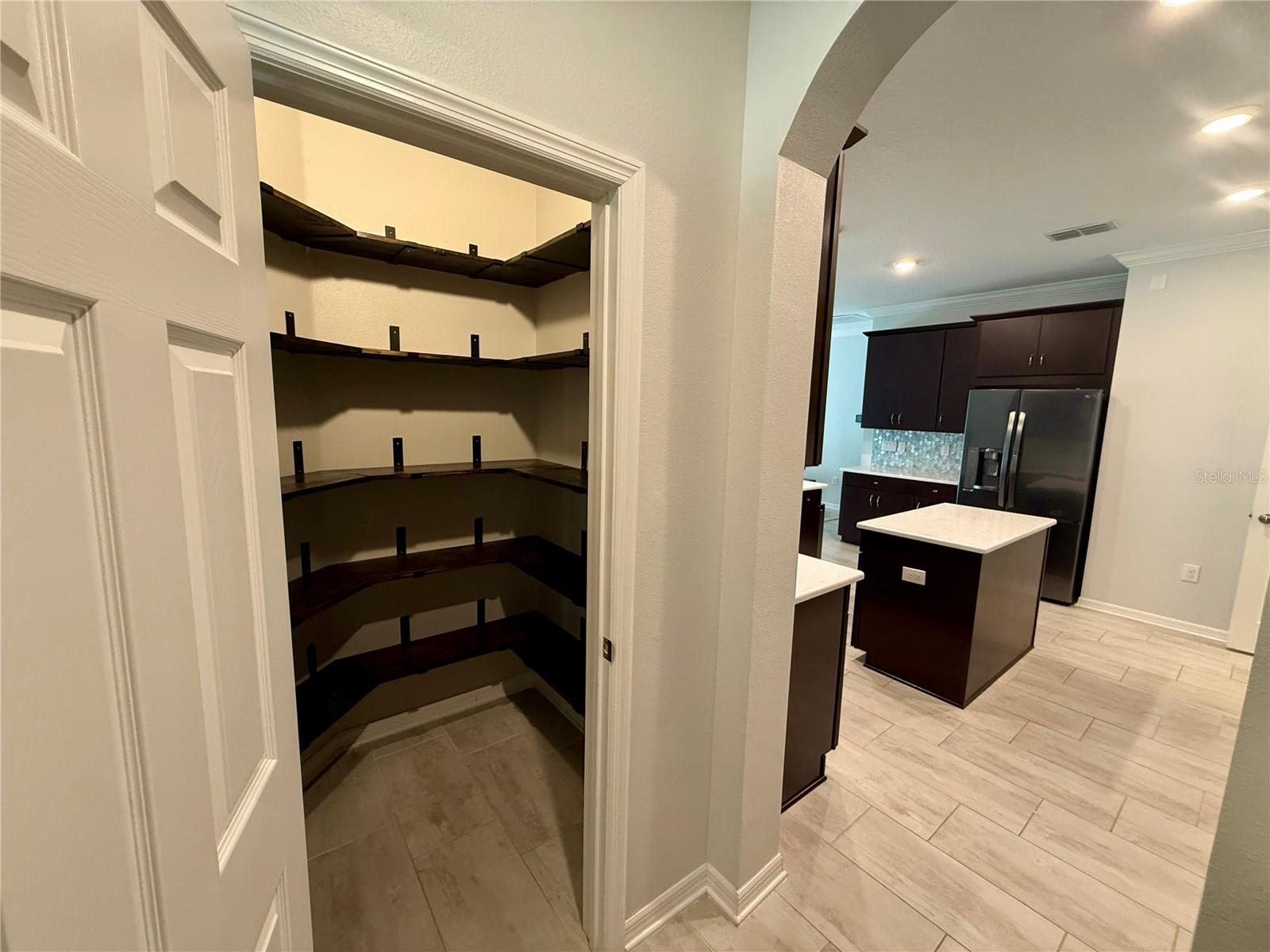 Image 17 of 60 For 10409 Cardera Drive