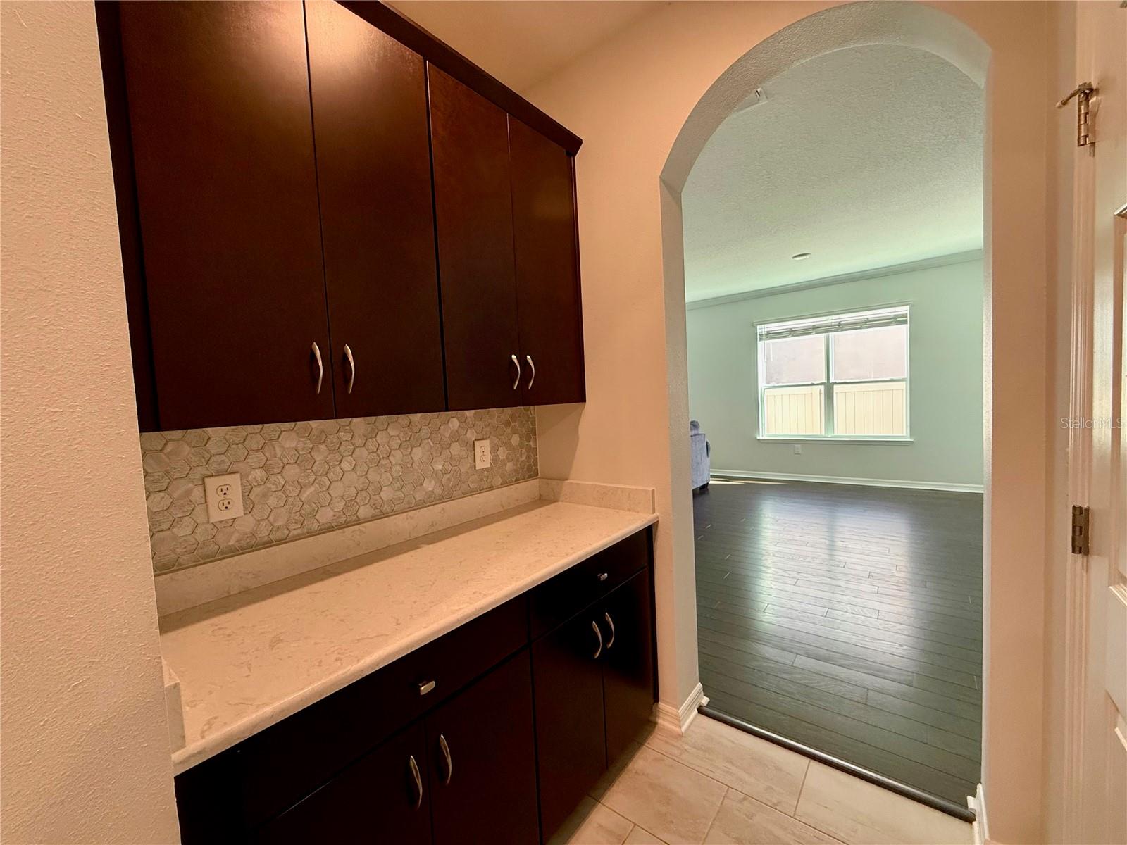 Image 20 of 60 For 10409 Cardera Drive