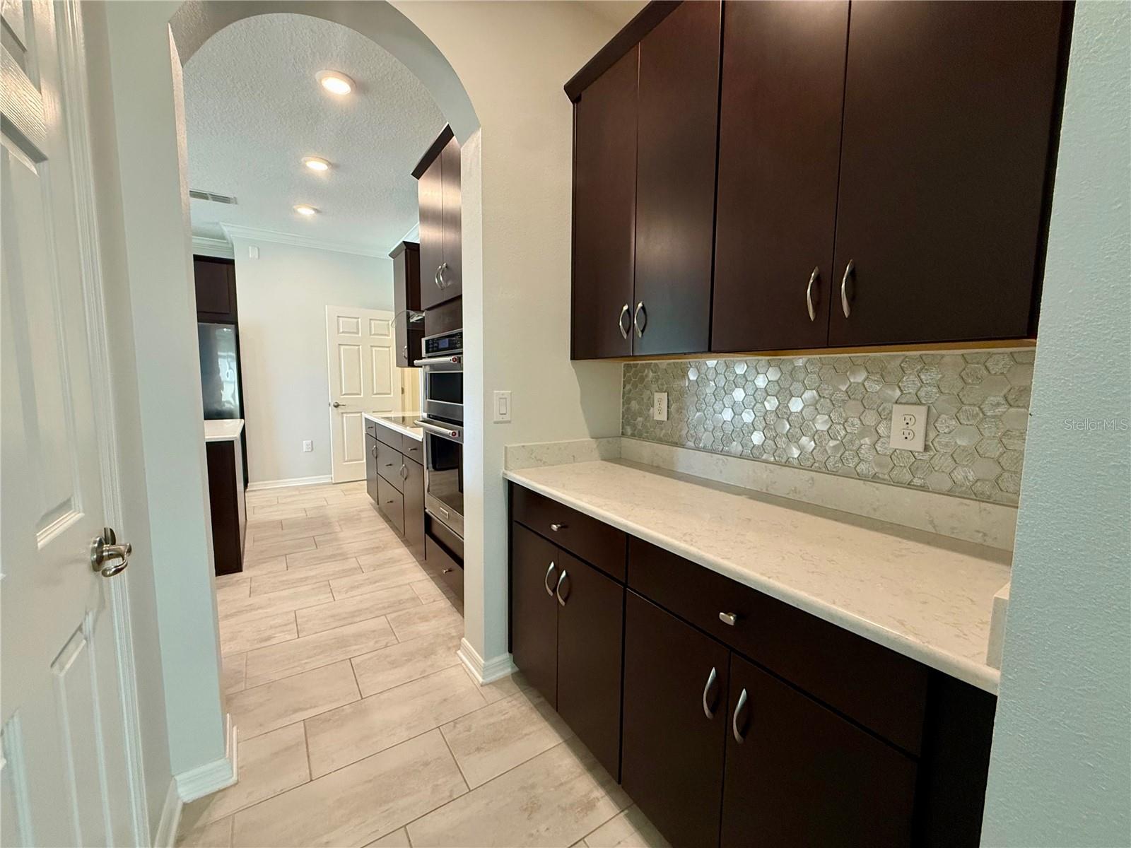 Image 22 of 60 For 10409 Cardera Drive