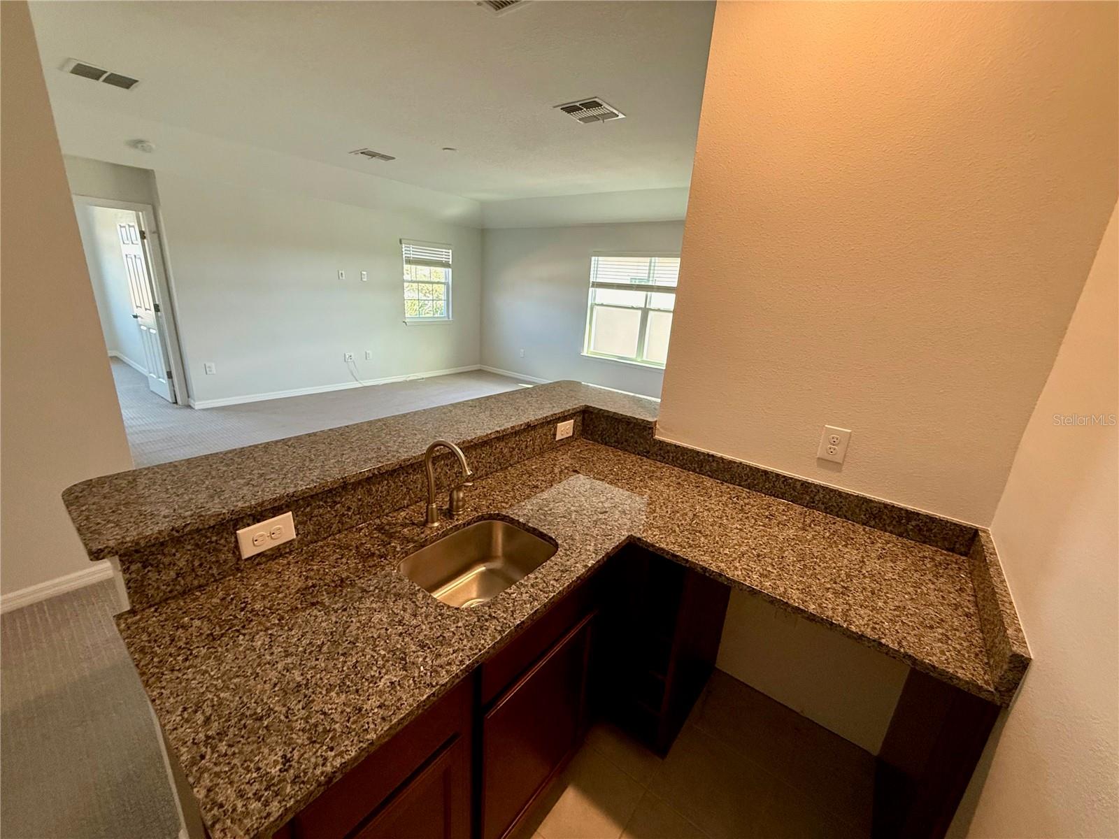 Image 30 of 60 For 10409 Cardera Drive