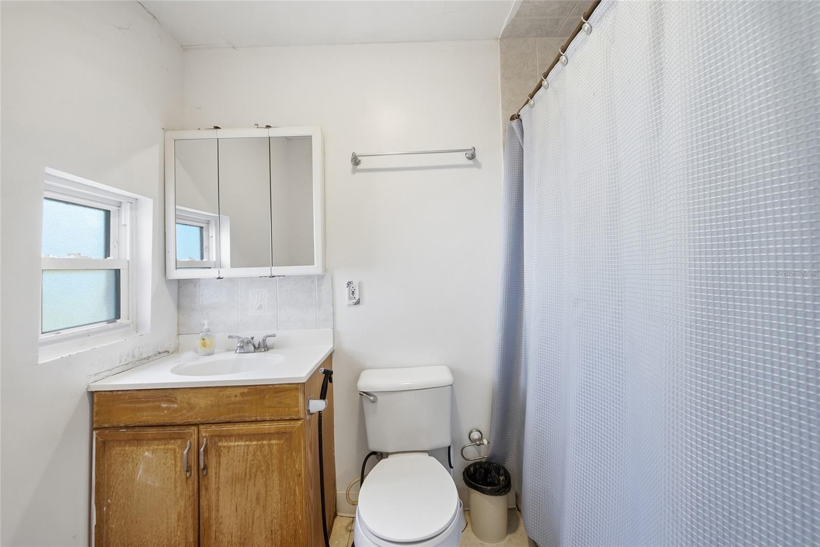 Image 19 of 34 For 5080 70th Avenue N