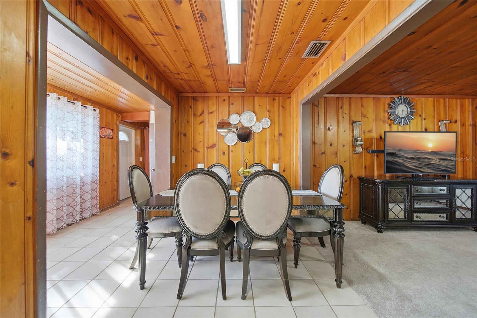 Image 8 of 34 For 5080 70th Avenue N