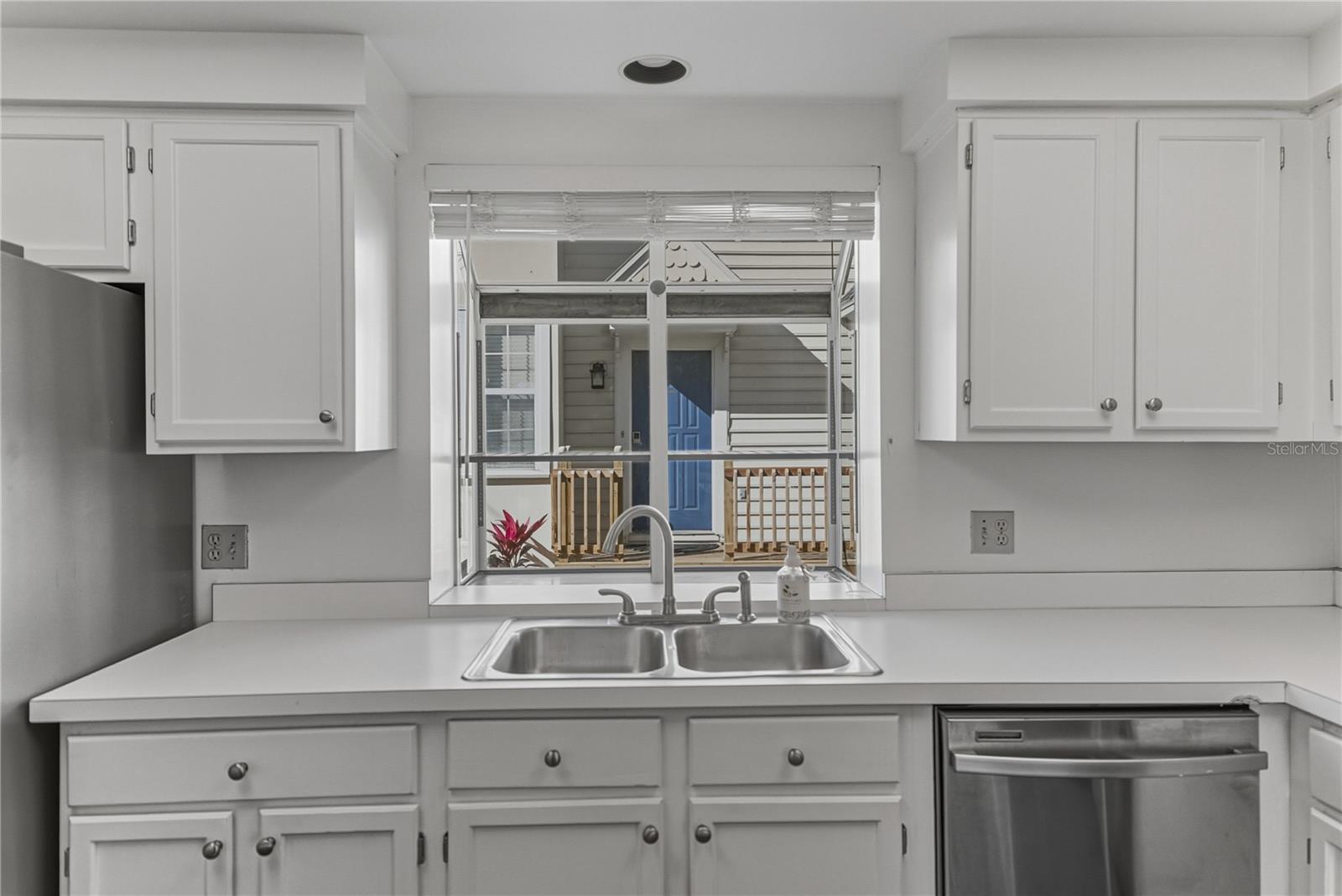 Image 19 of 62 For 307 Bungalow Park Avenue B