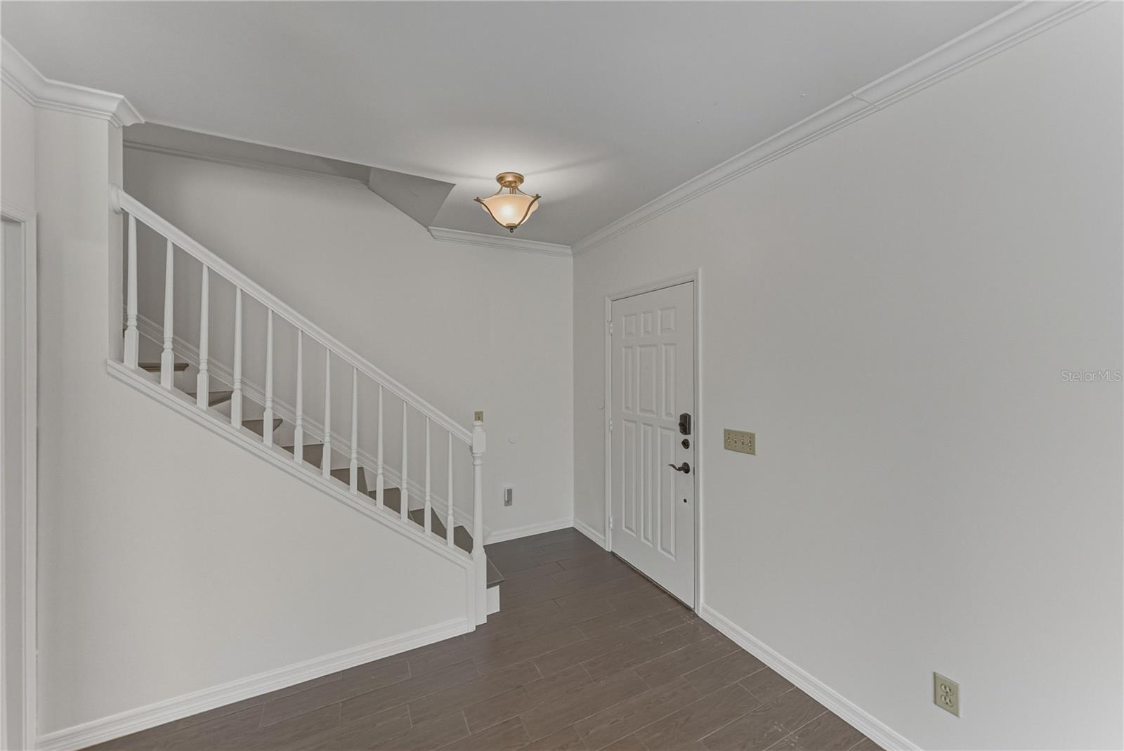 Image 20 of 62 For 307 Bungalow Park Avenue B