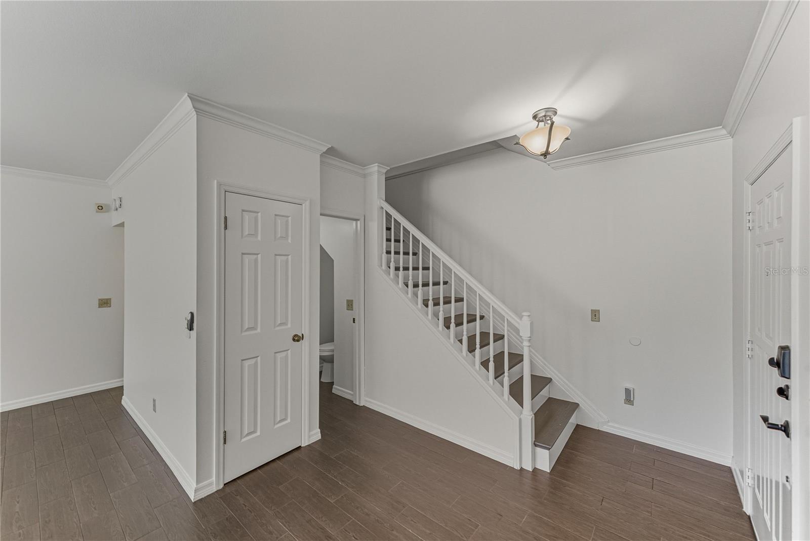 Image 21 of 62 For 307 Bungalow Park Avenue B