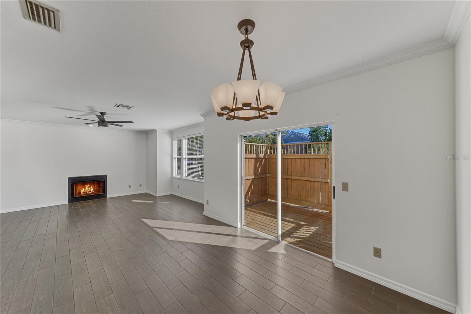 Image 28 of 62 For 307 Bungalow Park Avenue B