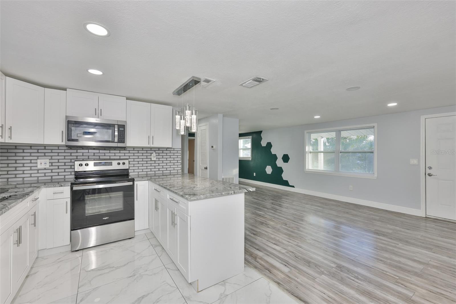 Image 13 of 40 For 12870 101st Way