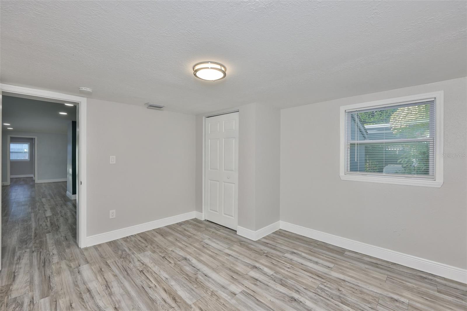 Image 18 of 40 For 12870 101st Way