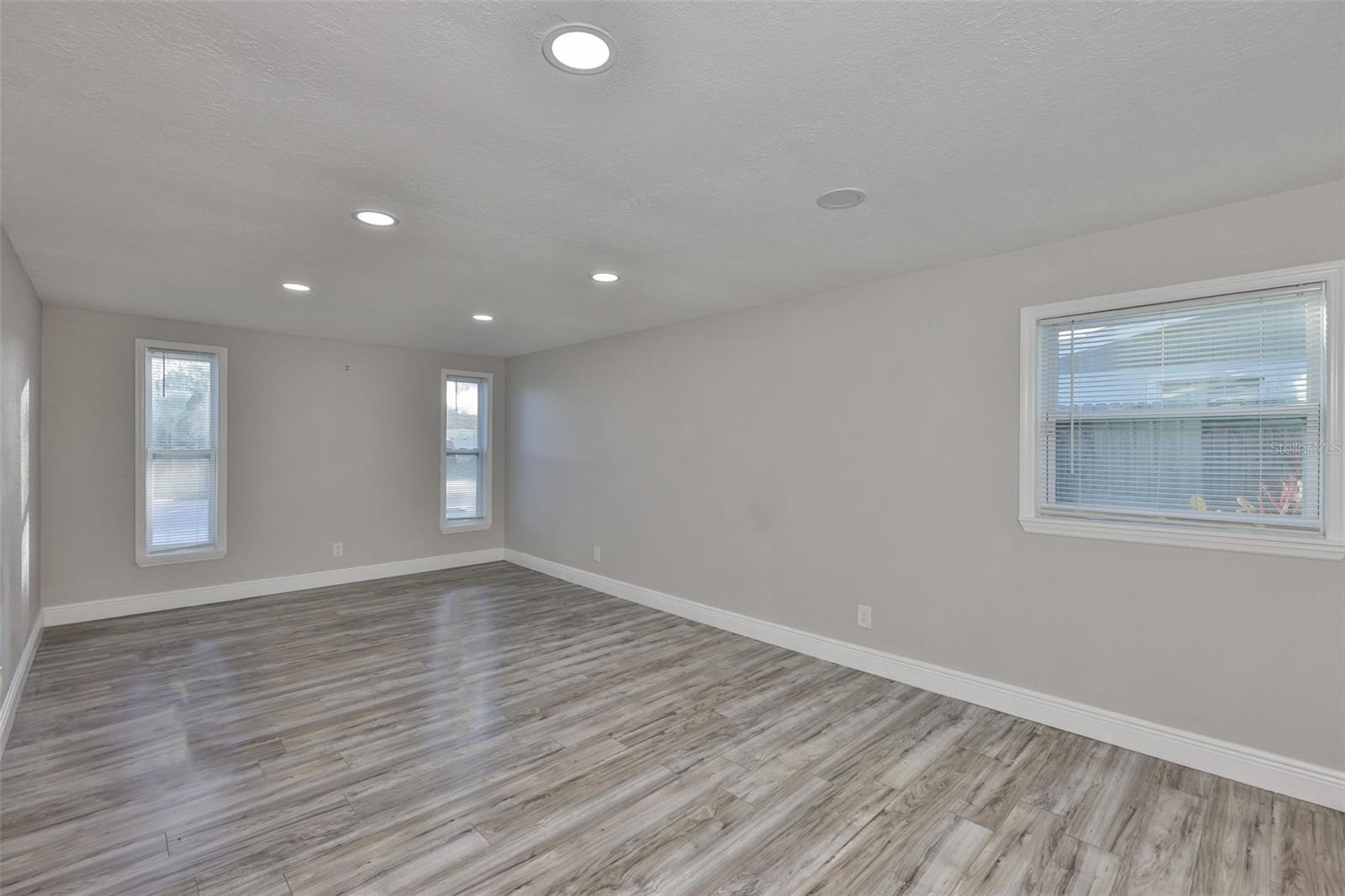 Image 25 of 40 For 12870 101st Way