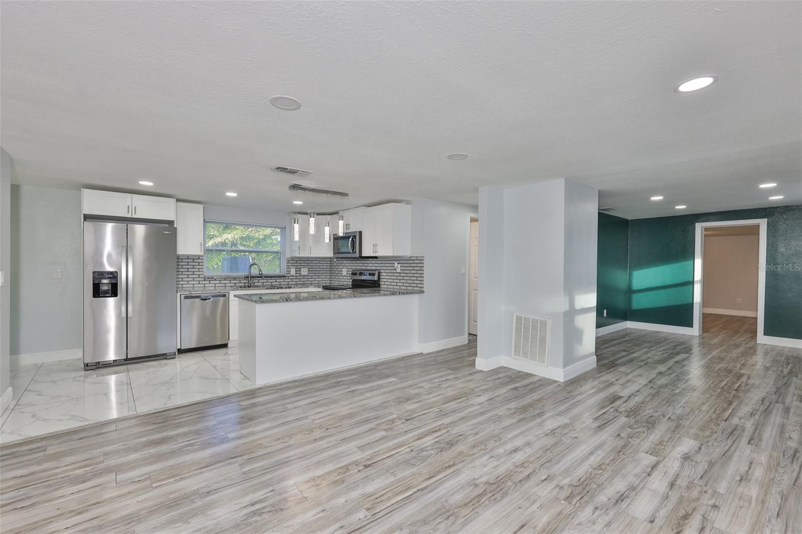 Image 6 of 40 For 12870 101st Way