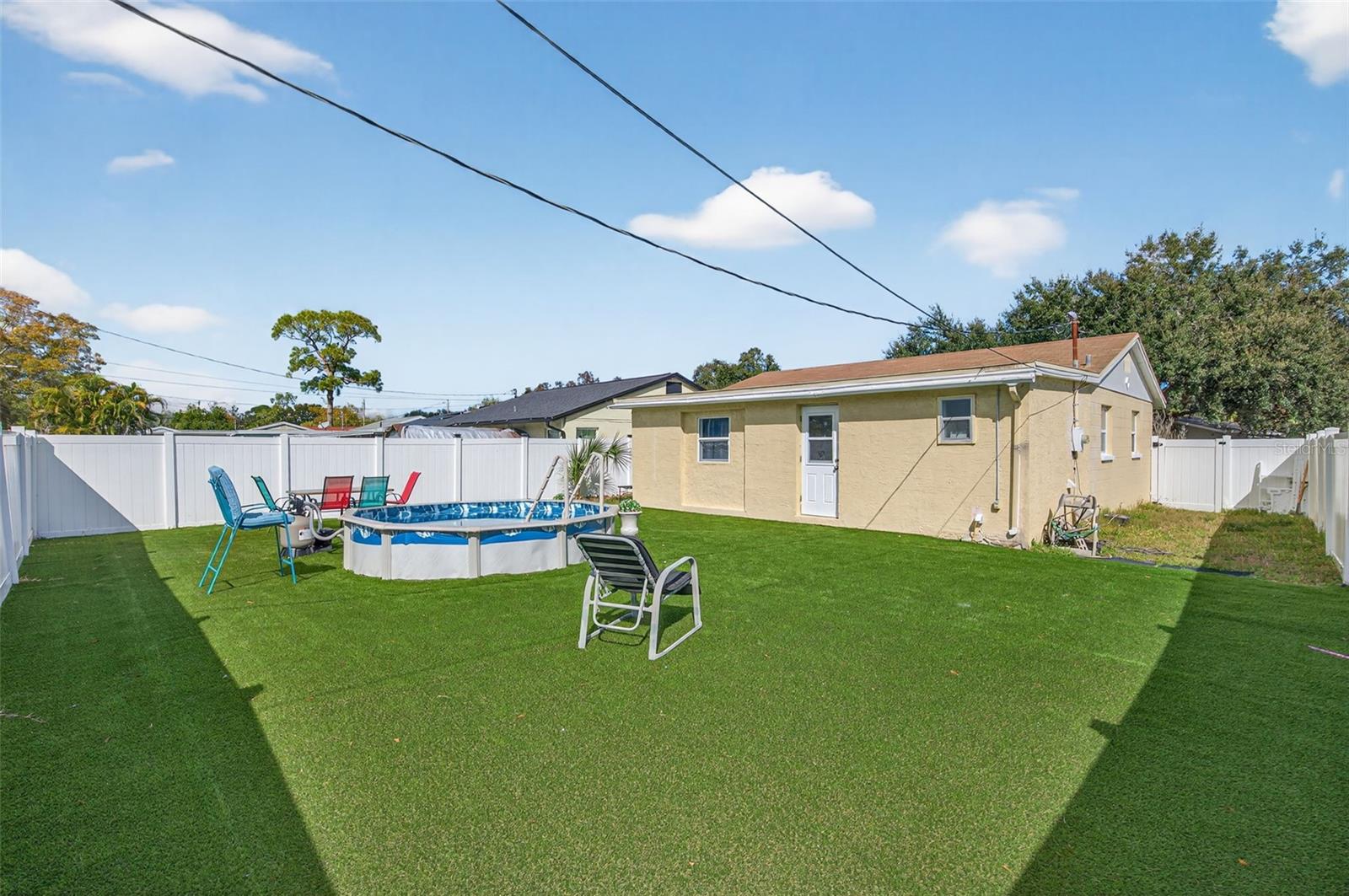 Image 28 of 33 For 5900 Cypress Street N