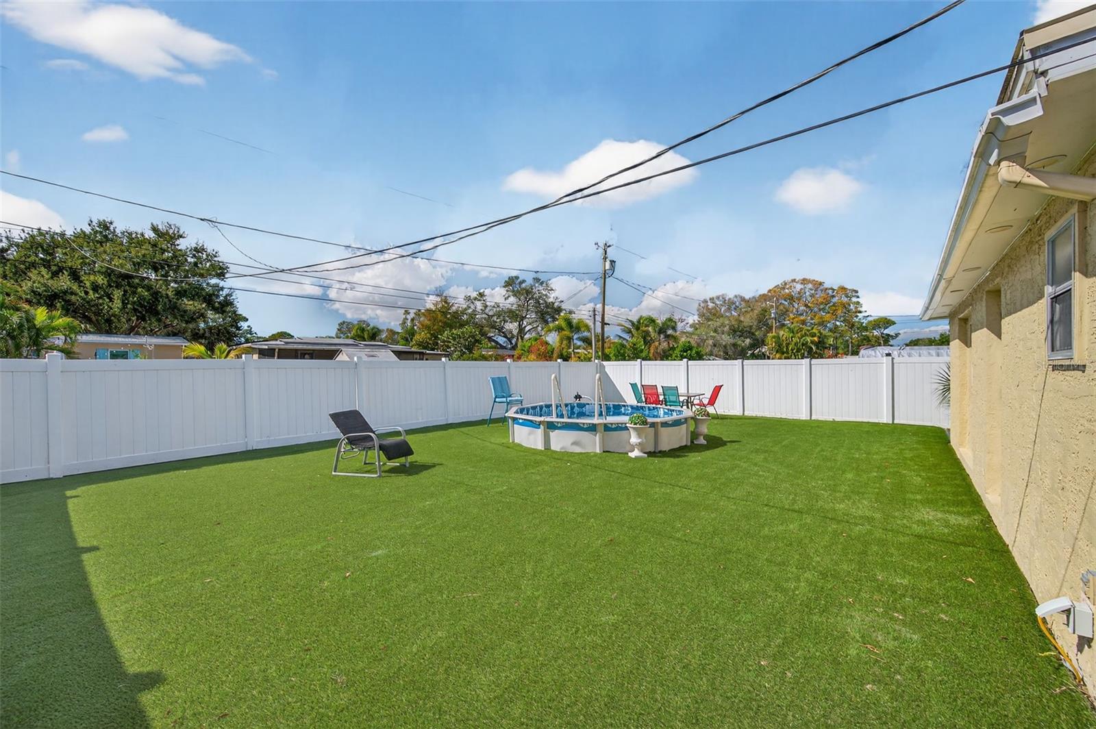 Image 29 of 33 For 5900 Cypress Street N