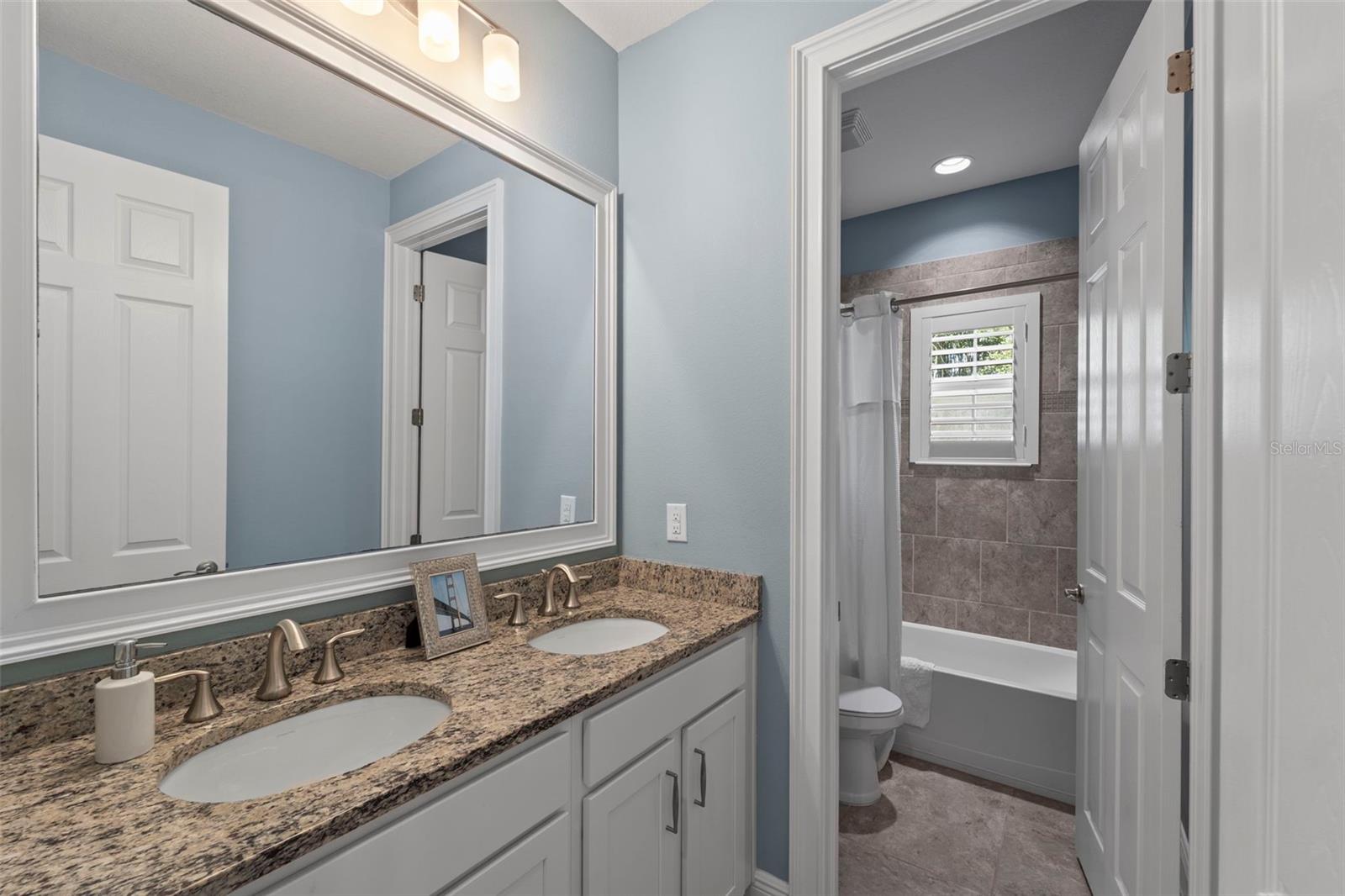 Image 34 of 46 For 3712 Jetton Avenue