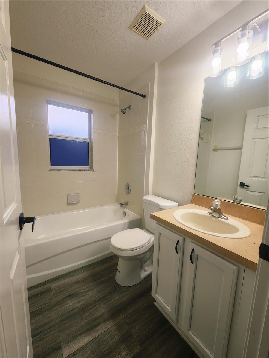 Image 22 of 31 For 7865 Carriage Pointe Drive