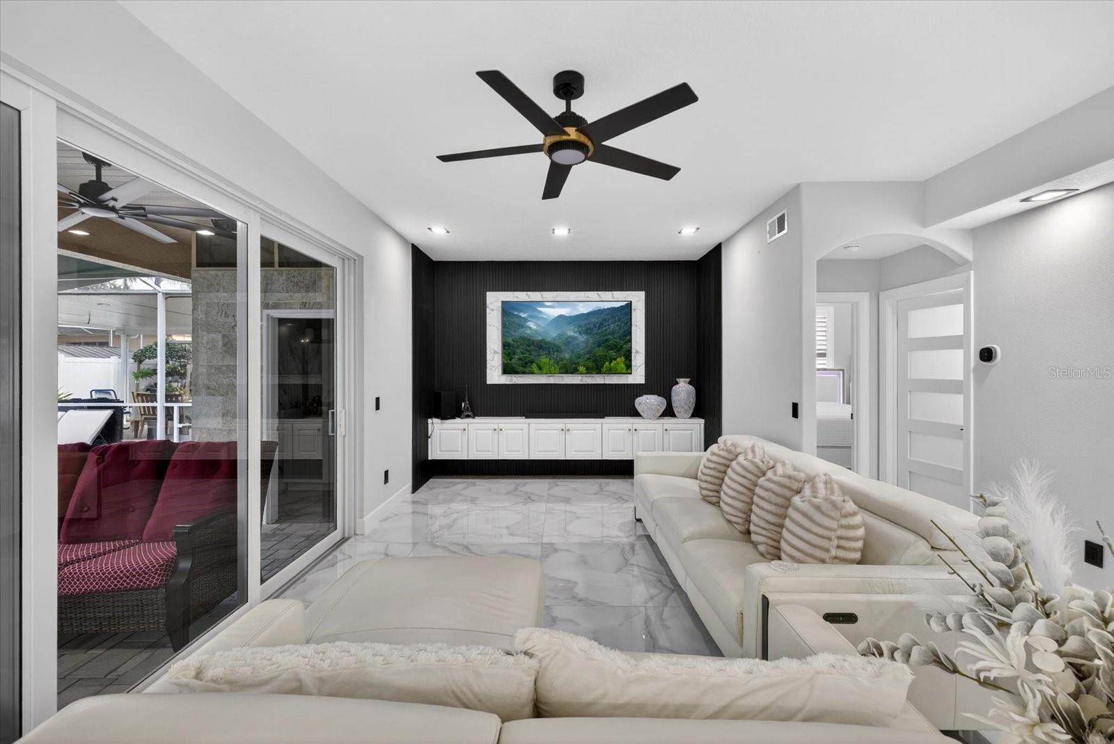 Image 37 of 85 For 811 Sandcastle Circle