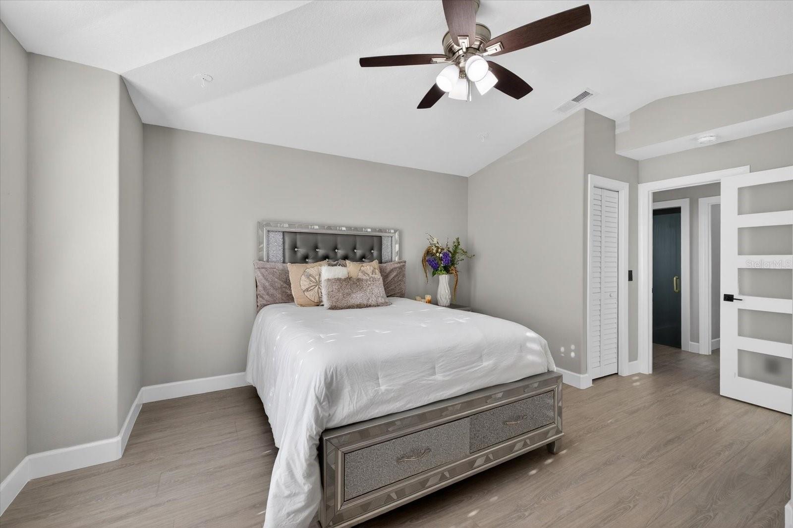 Image 41 of 85 For 811 Sandcastle Circle