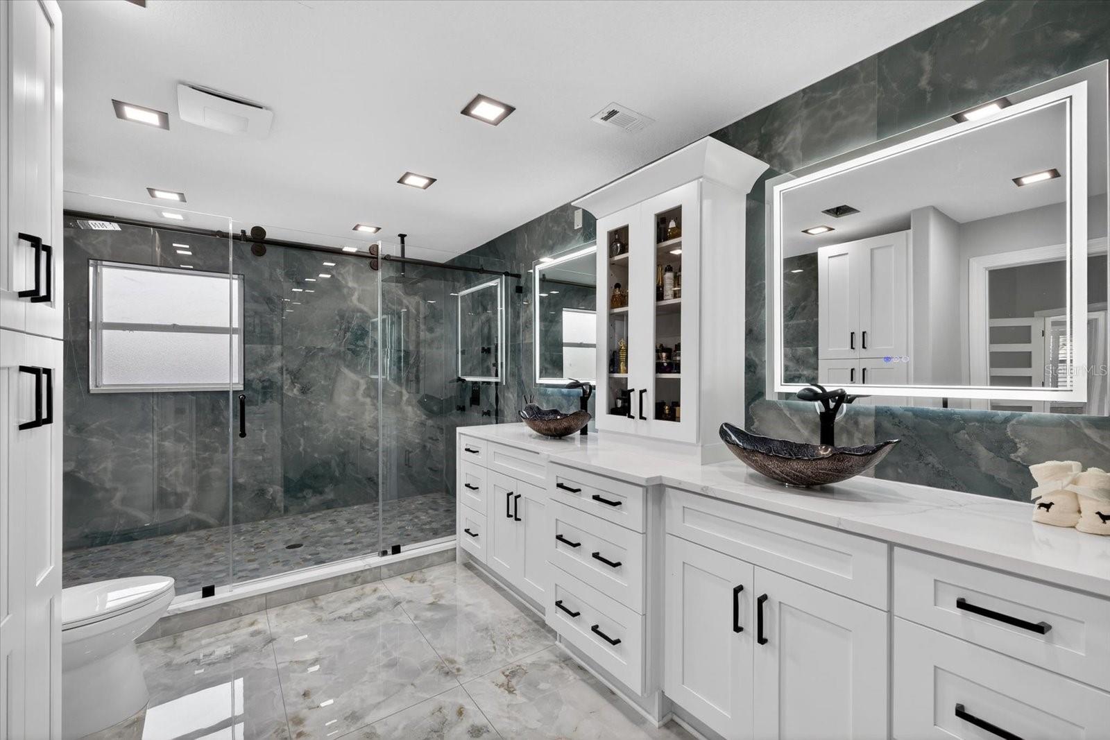 Image 49 of 85 For 811 Sandcastle Circle