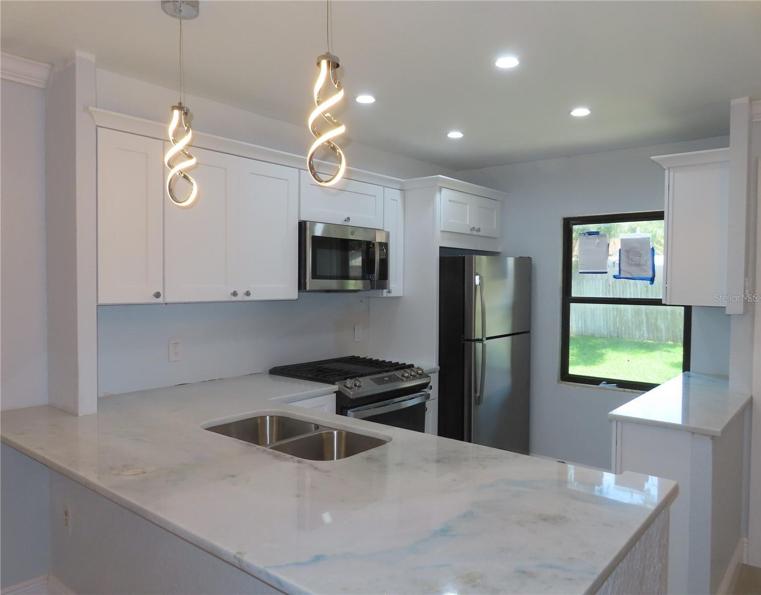 Image 5 of 33 For 1167 Mission Circle 53e