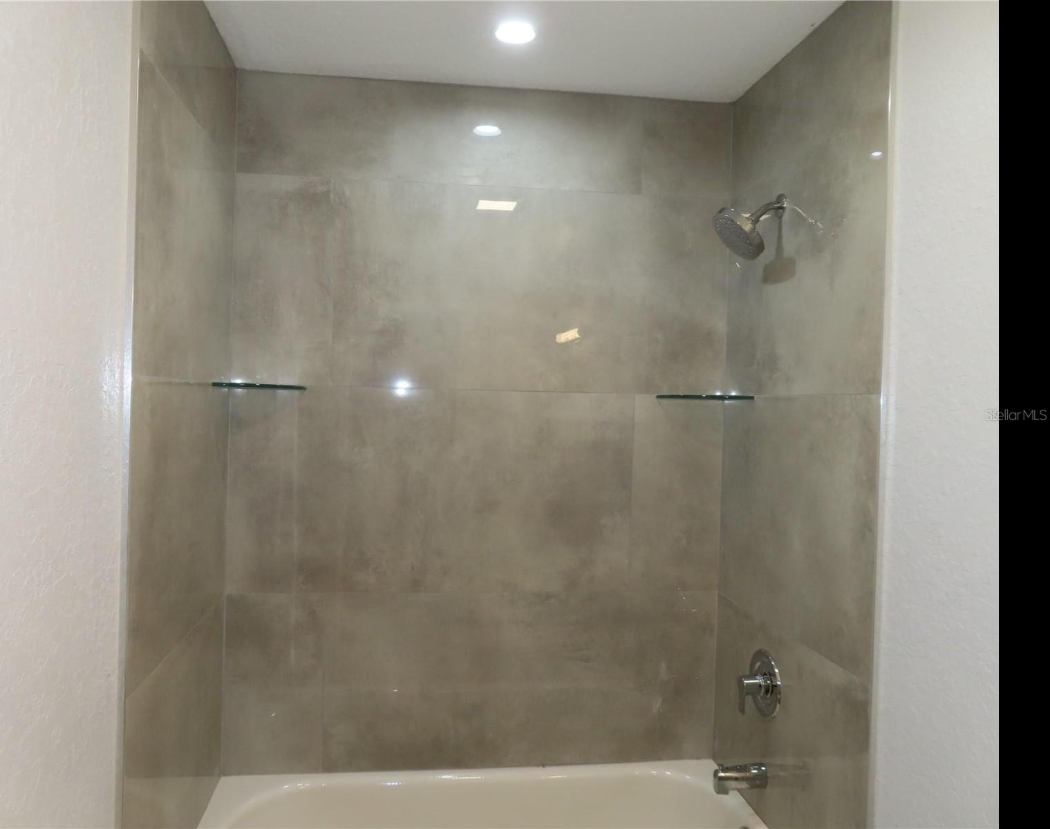 Image 8 of 33 For 1167 Mission Circle 53e