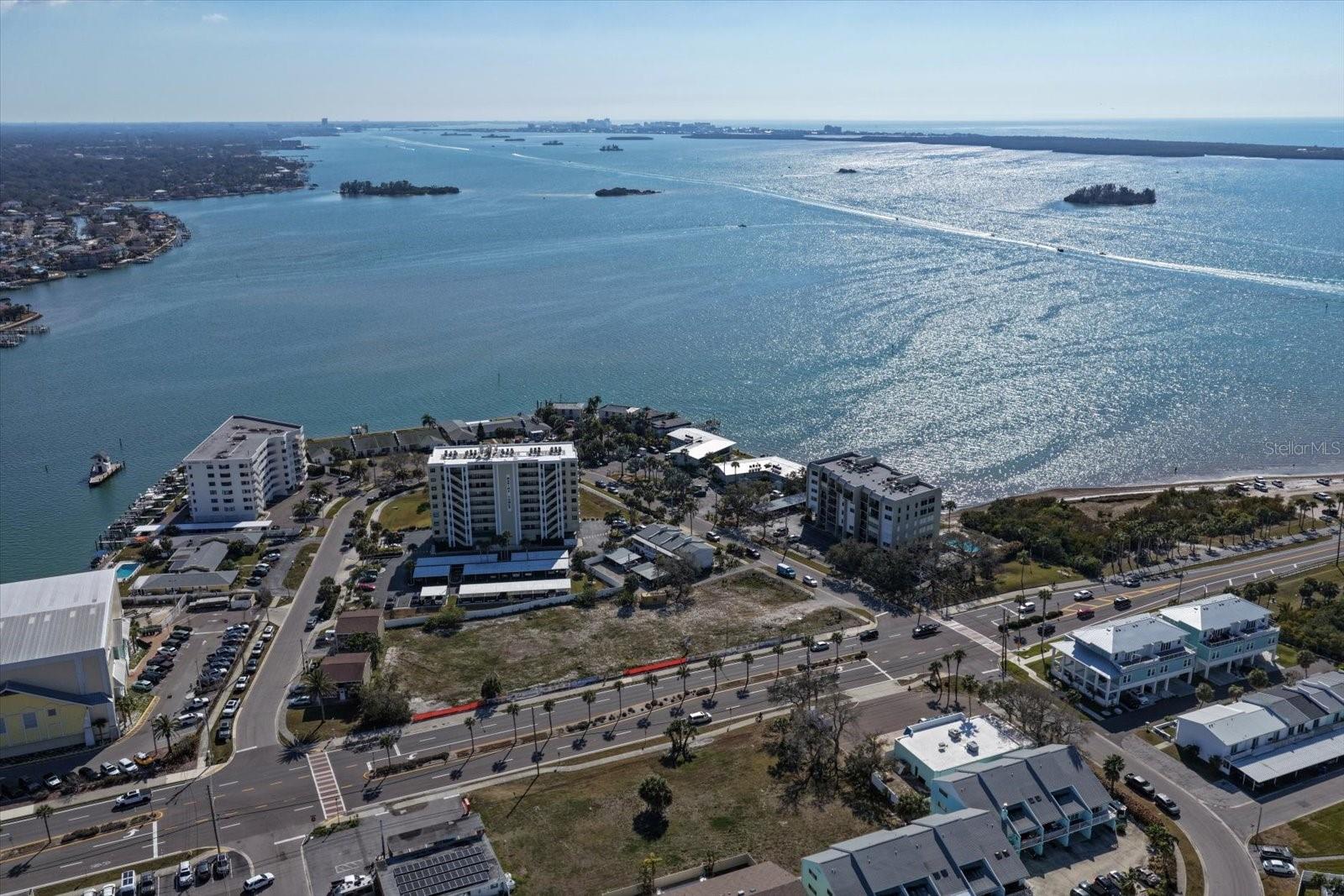 Image 43 of 54 For 2566 Gary Circle 2