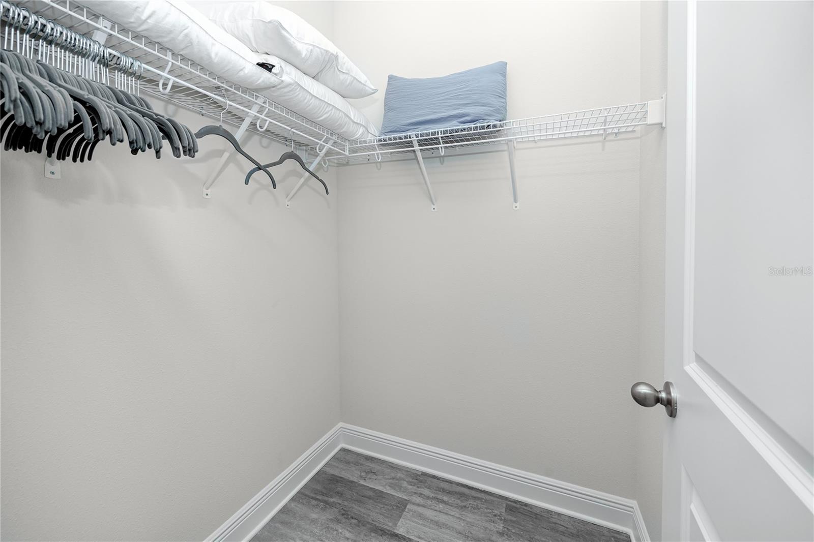 Listing photo id 28 for 1527 Caldera Court