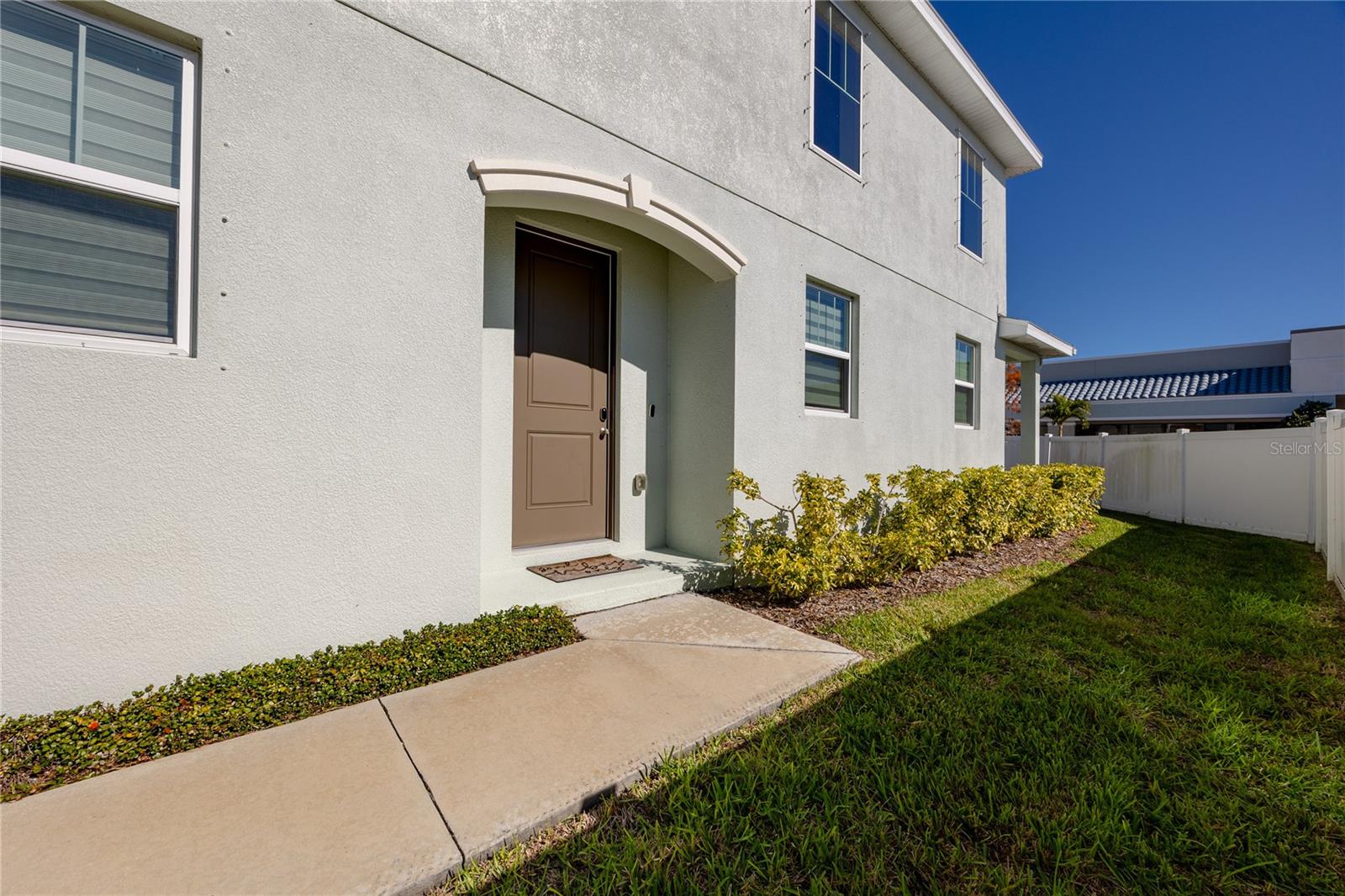 Listing photo id 41 for 1527 Caldera Court