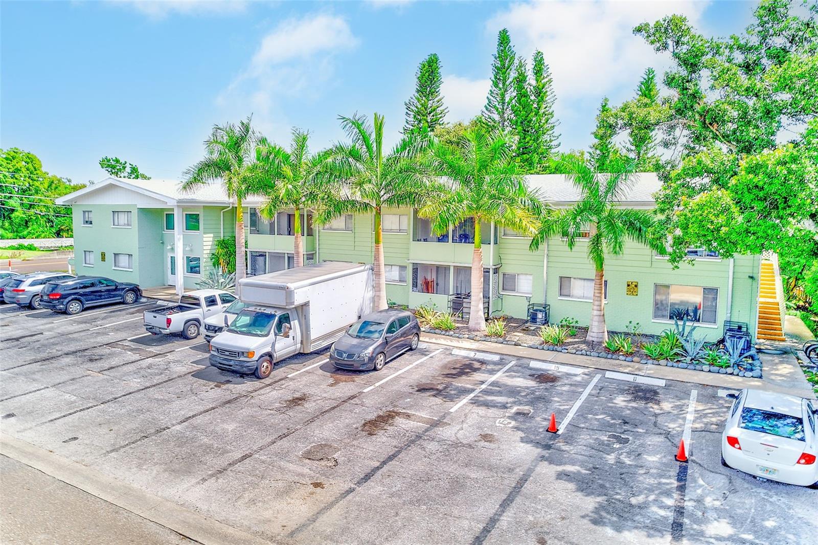 Image 17 of 19 For 1329 Drew Street 1