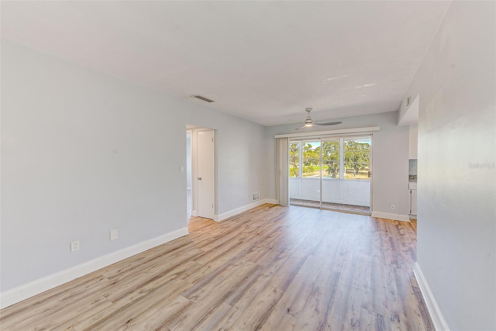 Image 7 of 19 For 1329 Drew Street 1