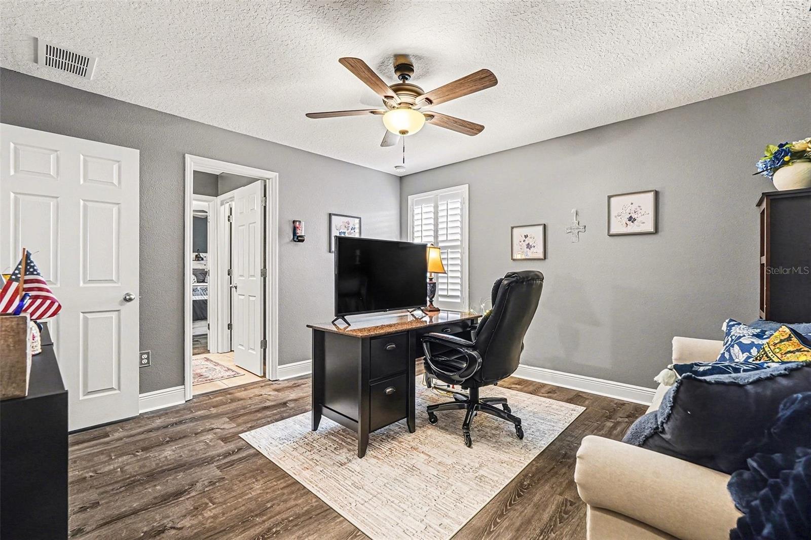 Image 21 of 24 For 22716 Cherokee Rose Place