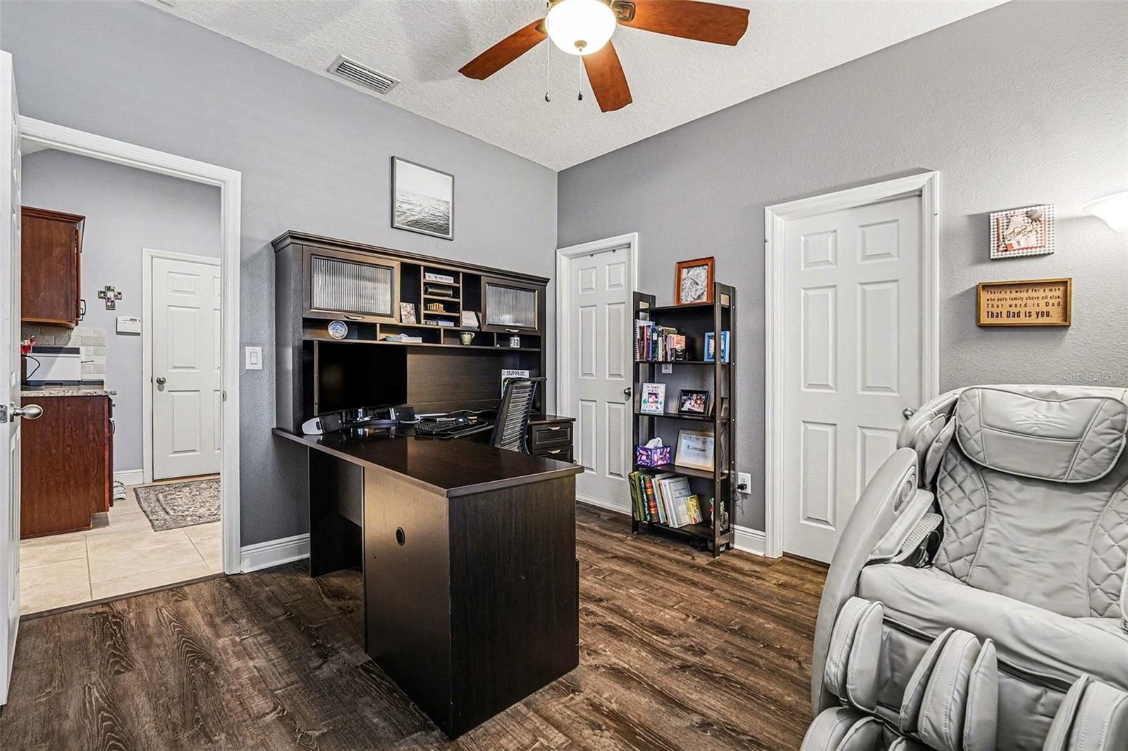 Image 7 of 24 For 22716 Cherokee Rose Place