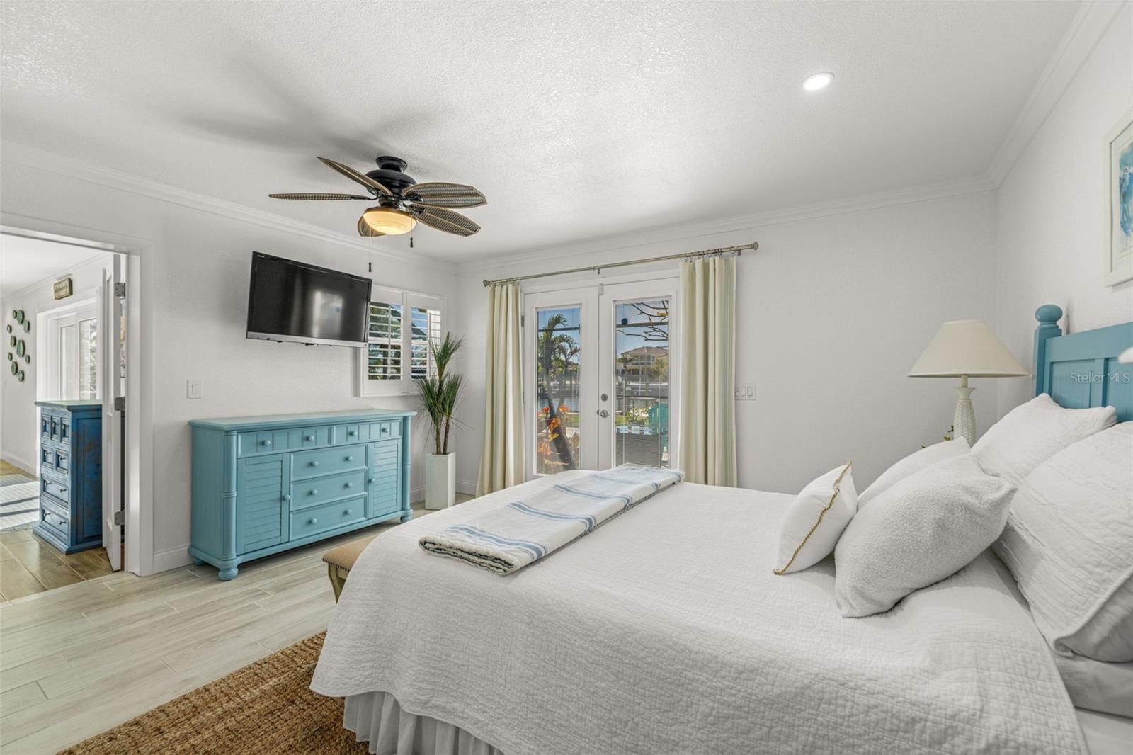 Image 15 of 48 For 3784 42nd Avenue S