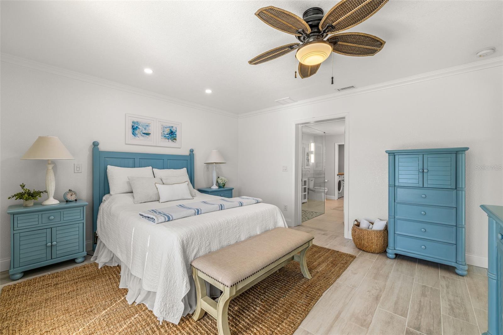 Image 16 of 48 For 3784 42nd Avenue S