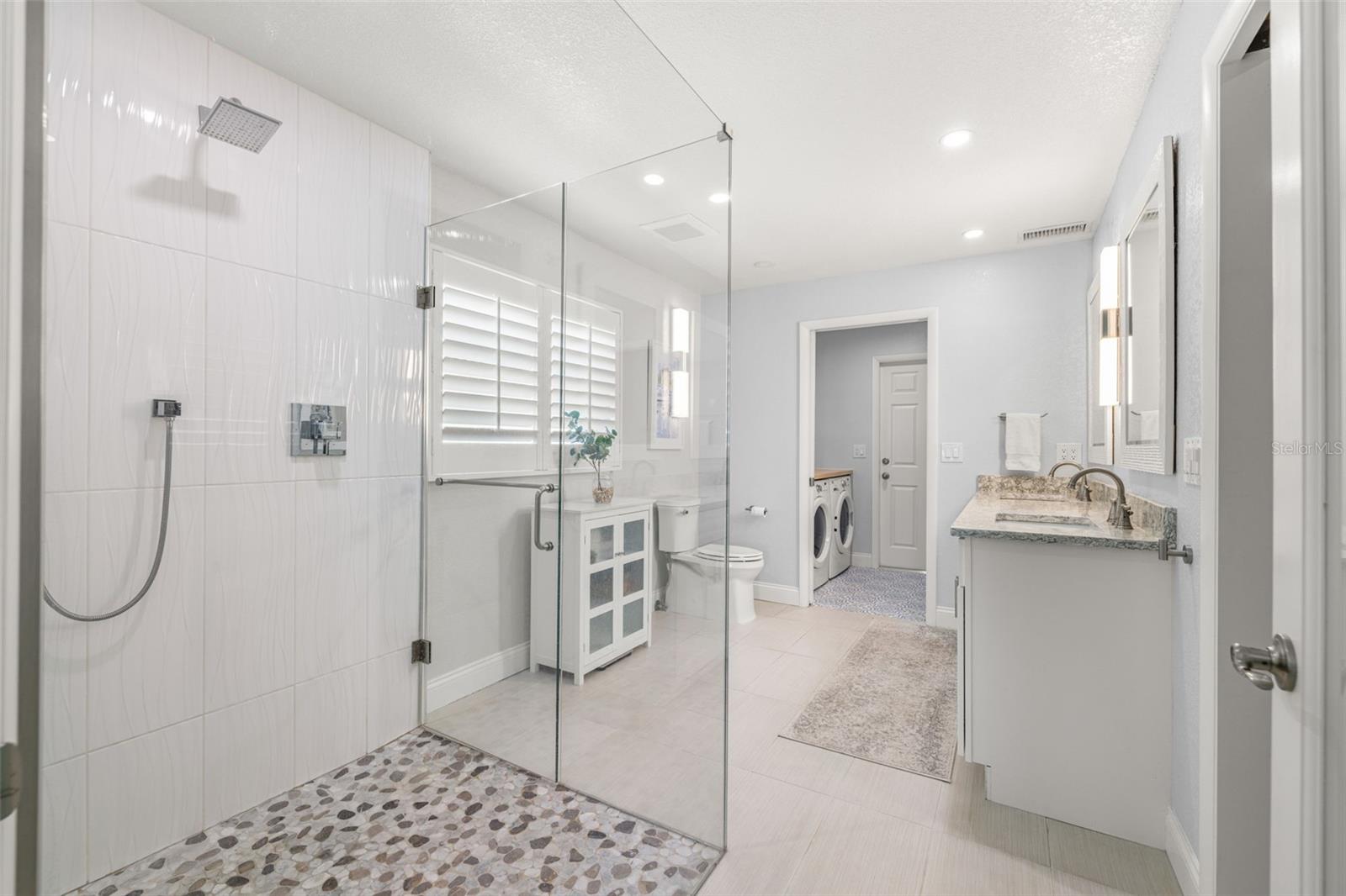 Image 17 of 48 For 3784 42nd Avenue S