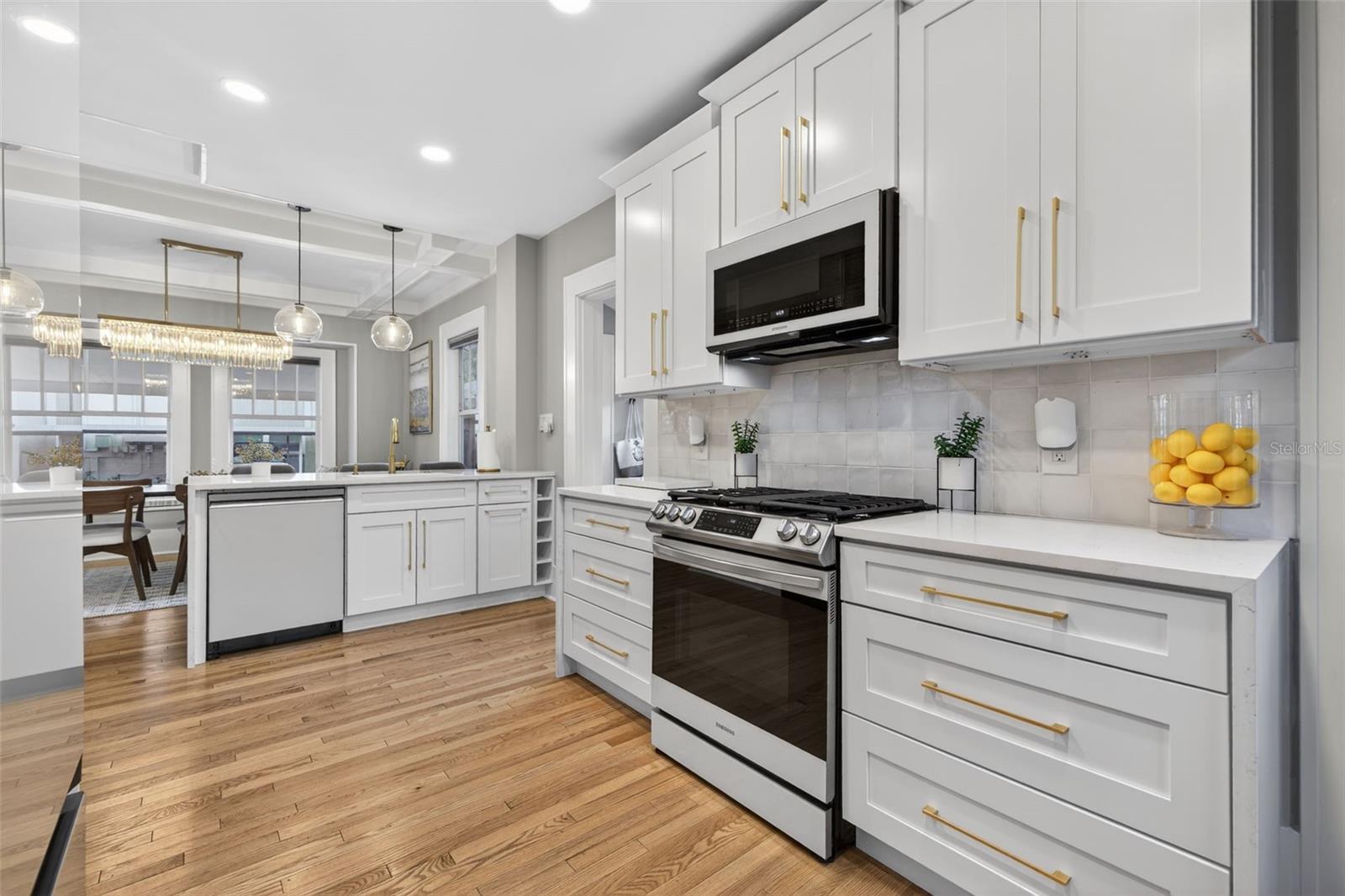 Image 23 of 56 For 534 1st Street N