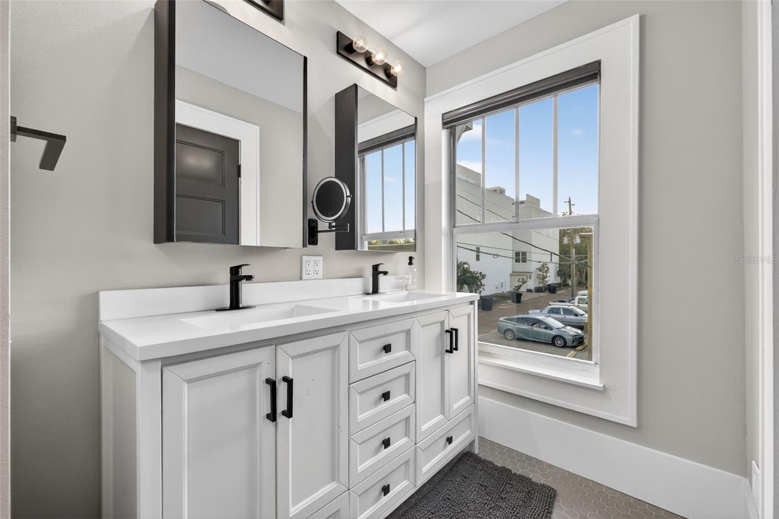 Image 39 of 56 For 534 1st Street N