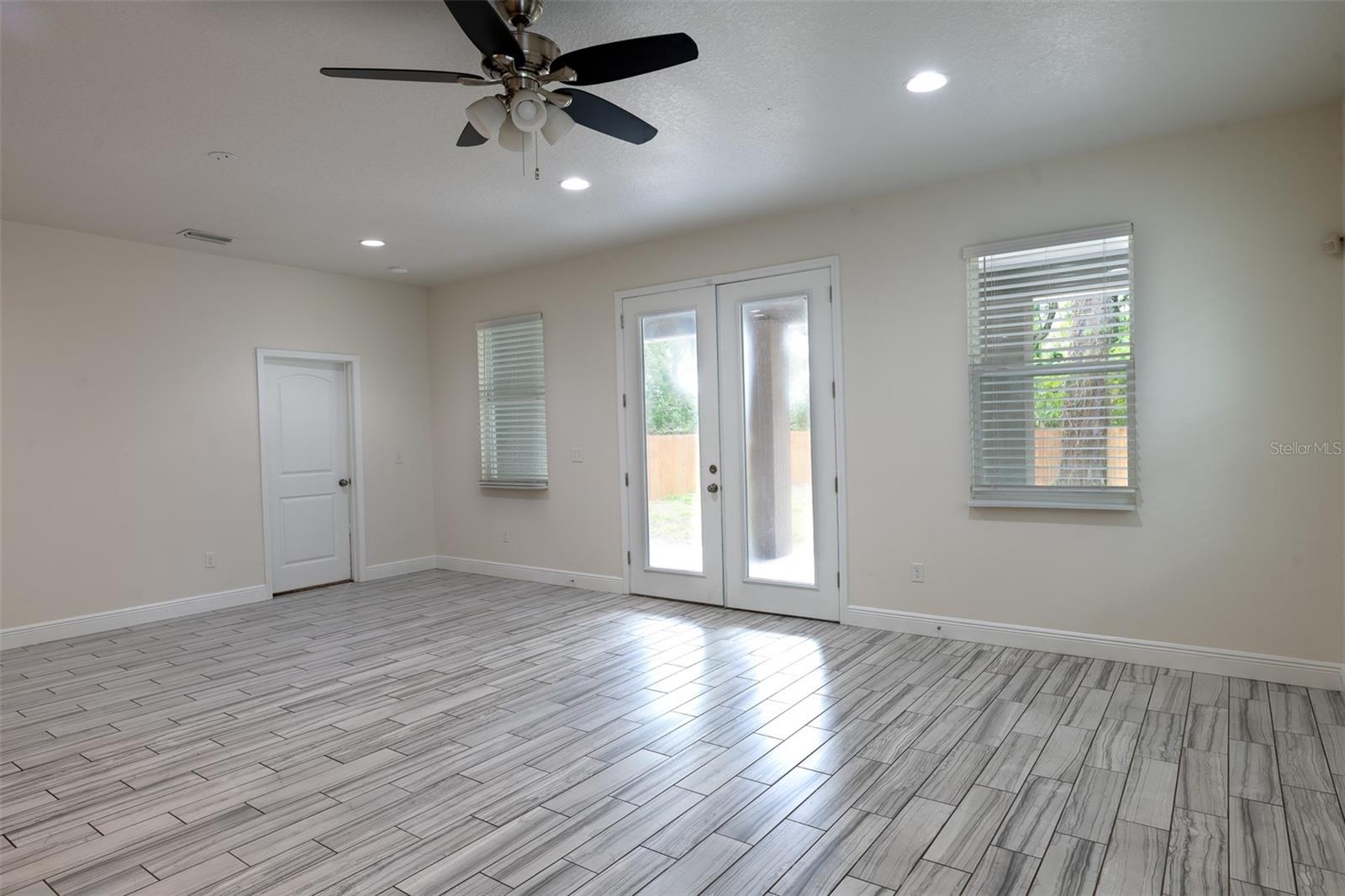 Image 5 of 24 For 2029 New Orleans Avenue