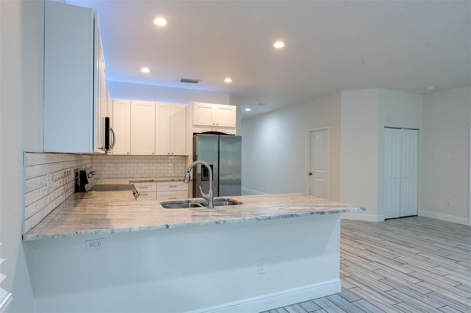 Image 7 of 24 For 2029 New Orleans Avenue