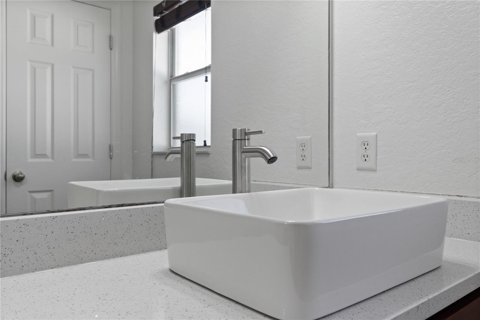 Image 10 of 29 For 12374 Corrine