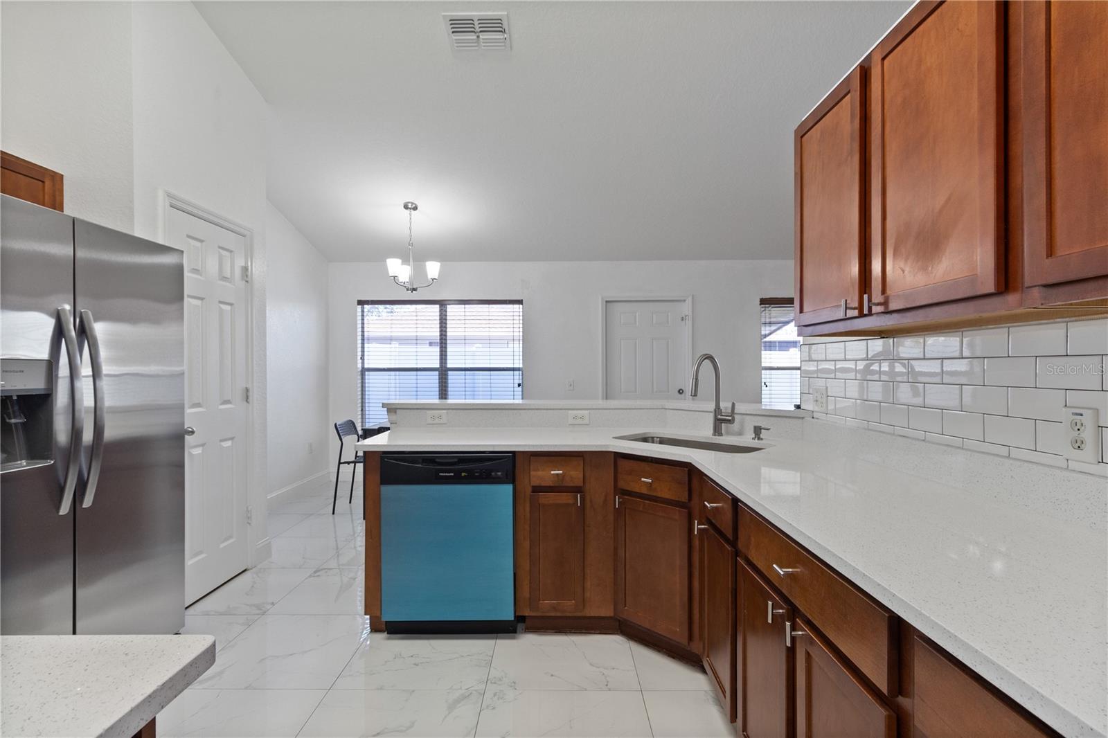 Image 25 of 29 For 12374 Corrine