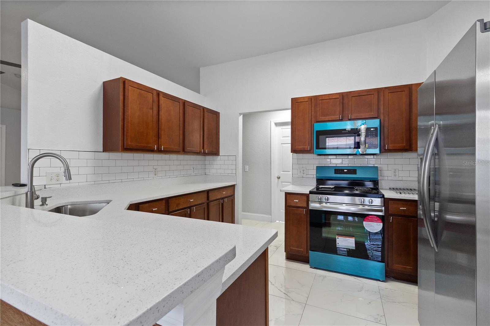 Image 27 of 29 For 12374 Corrine