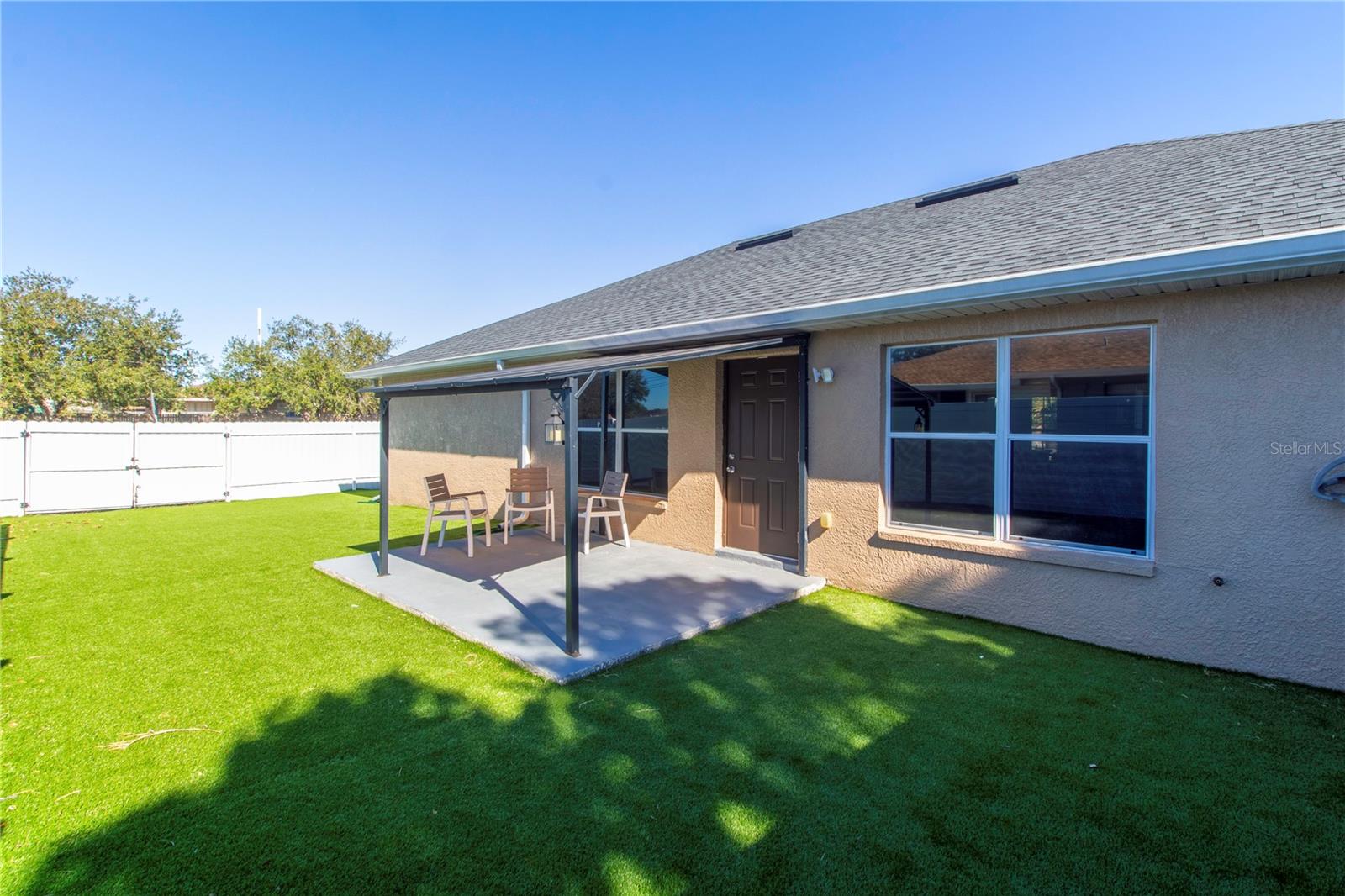 Image 7 of 29 For 12374 Corrine