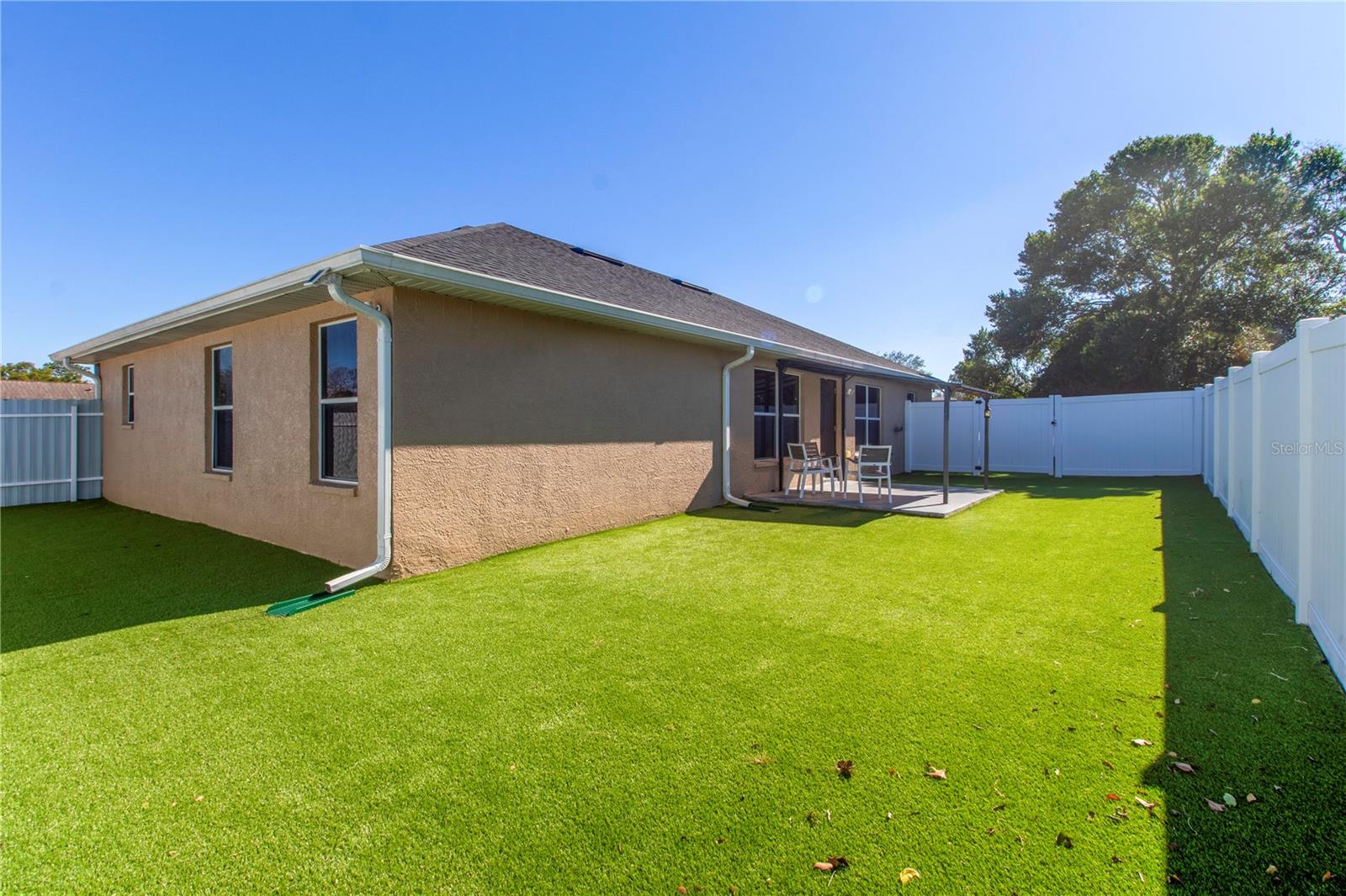 Image 8 of 29 For 12374 Corrine