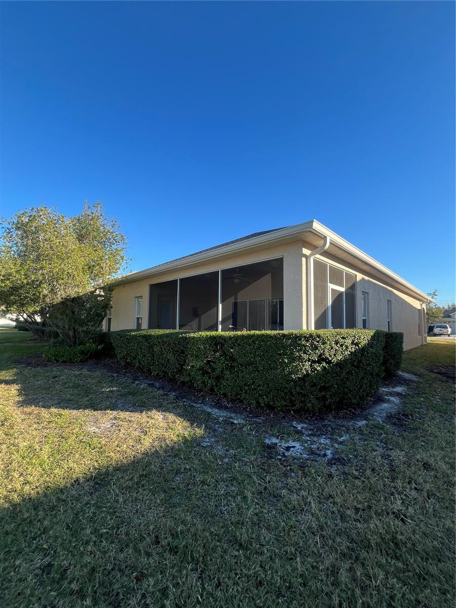 Image 17 of 38 For 23835 Coral Ridge Lane