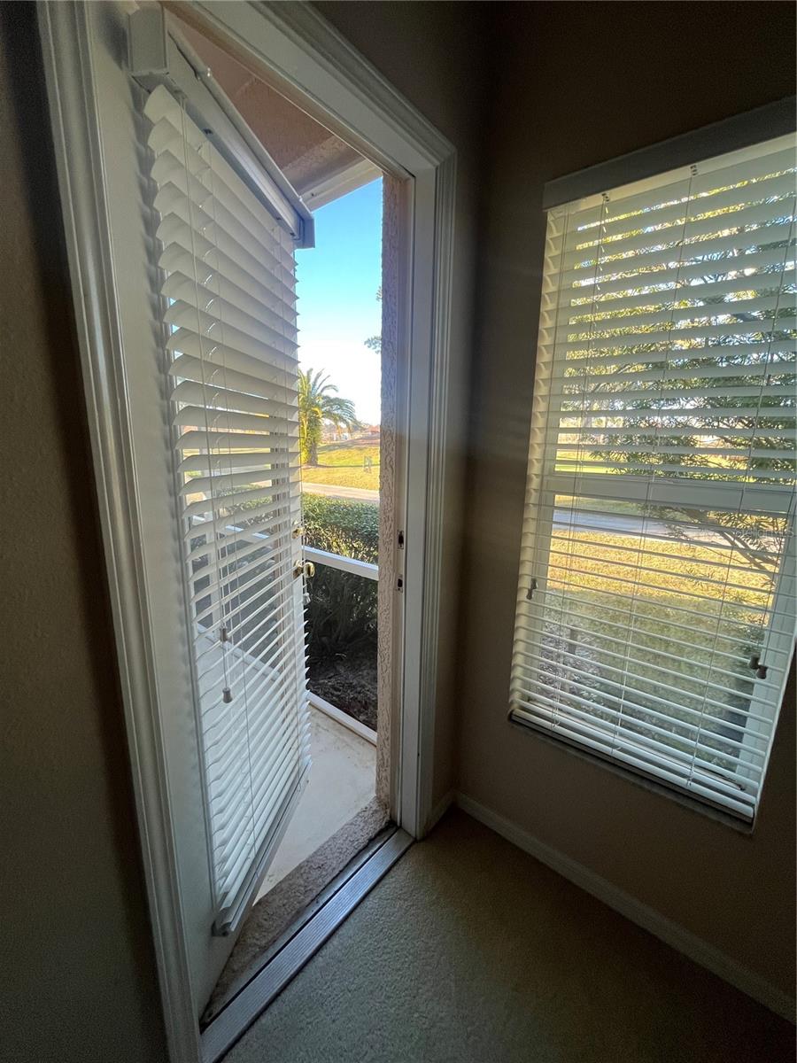 Image 28 of 38 For 23835 Coral Ridge Lane