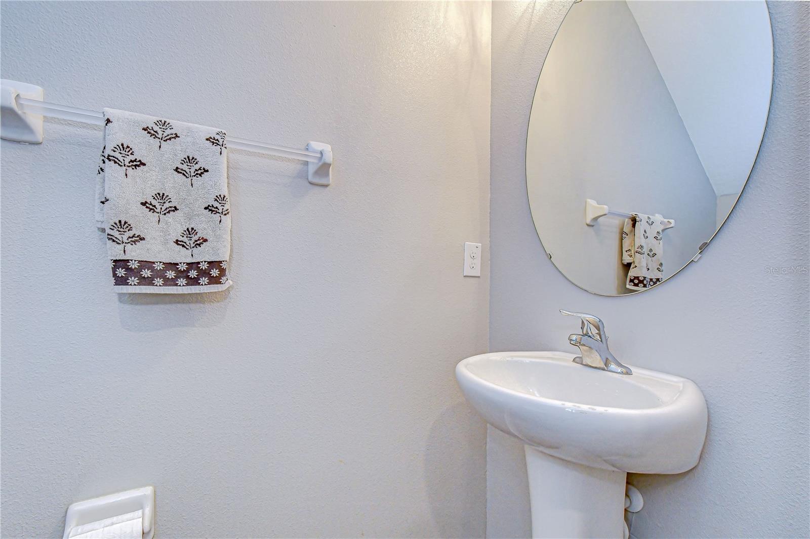 Image 20 of 54 For 10013 Rosemary Leaf Lane