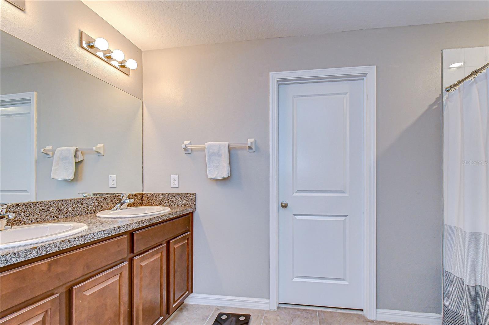 Image 27 of 54 For 10013 Rosemary Leaf Lane